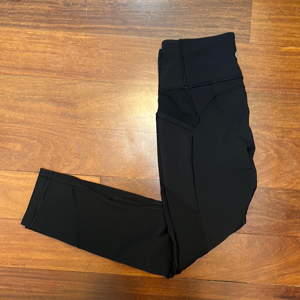 Lululemon legging w pockets (train/run)